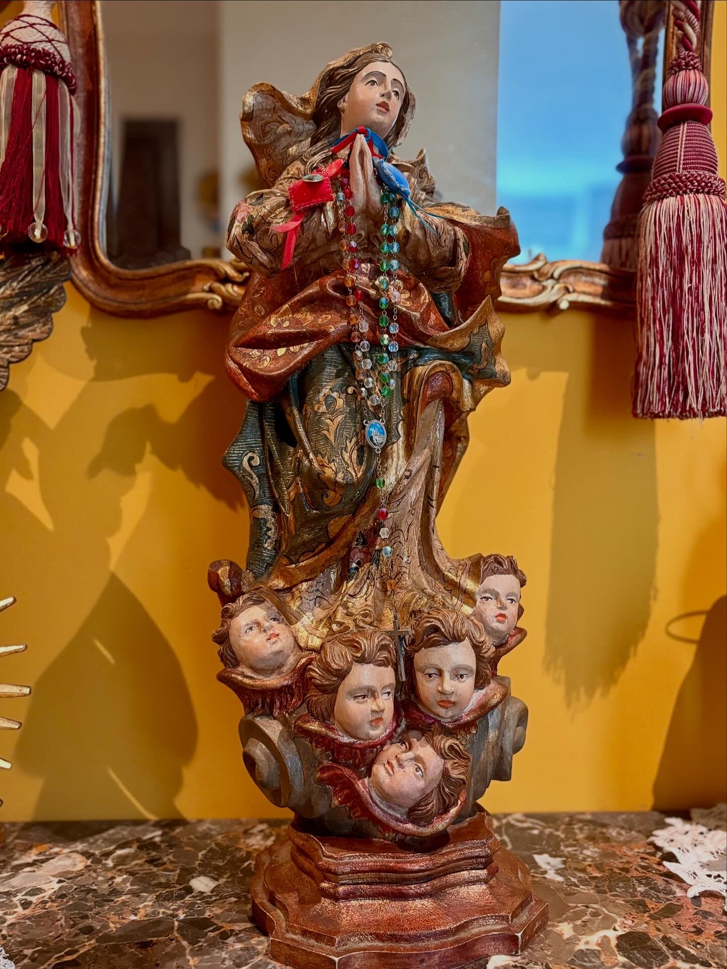 Virgen Hélio Petrus